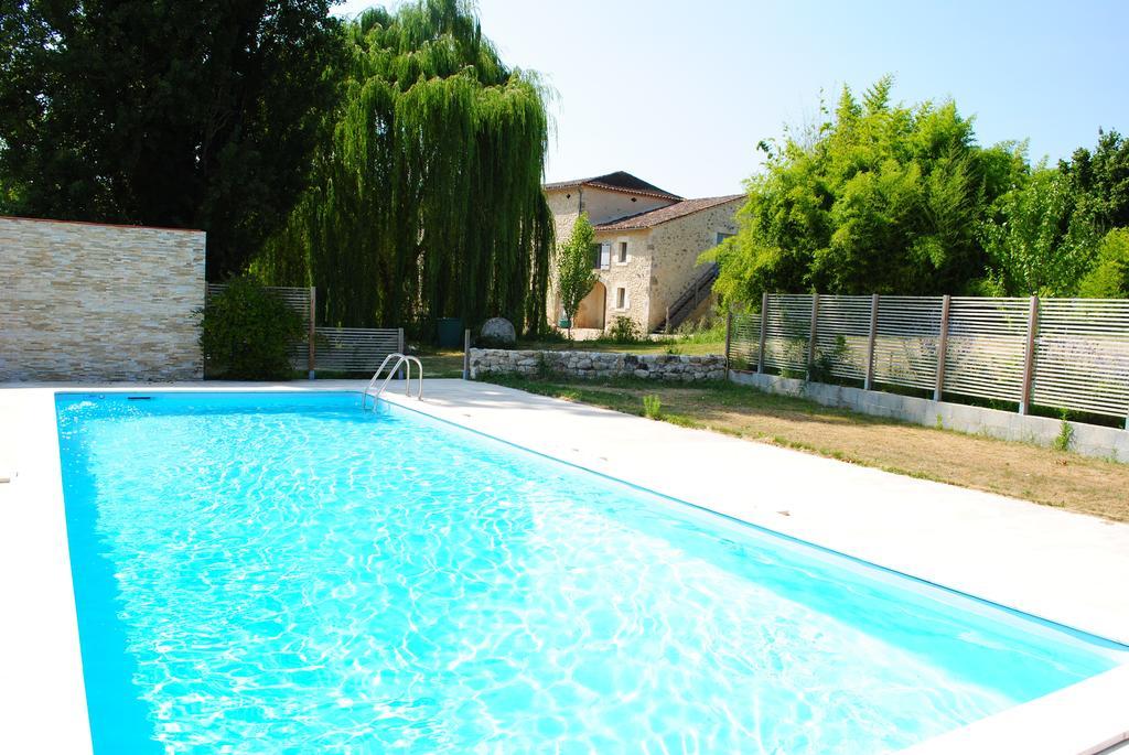 Les Foucauds Hotel Saint-Quentin-de-Caplong Buitenkant foto