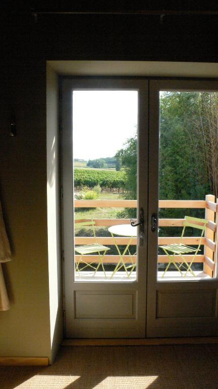 Les Foucauds Hotel Saint-Quentin-de-Caplong Kamer foto